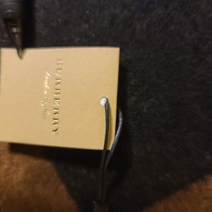 Burberry Scarf (Unisex)